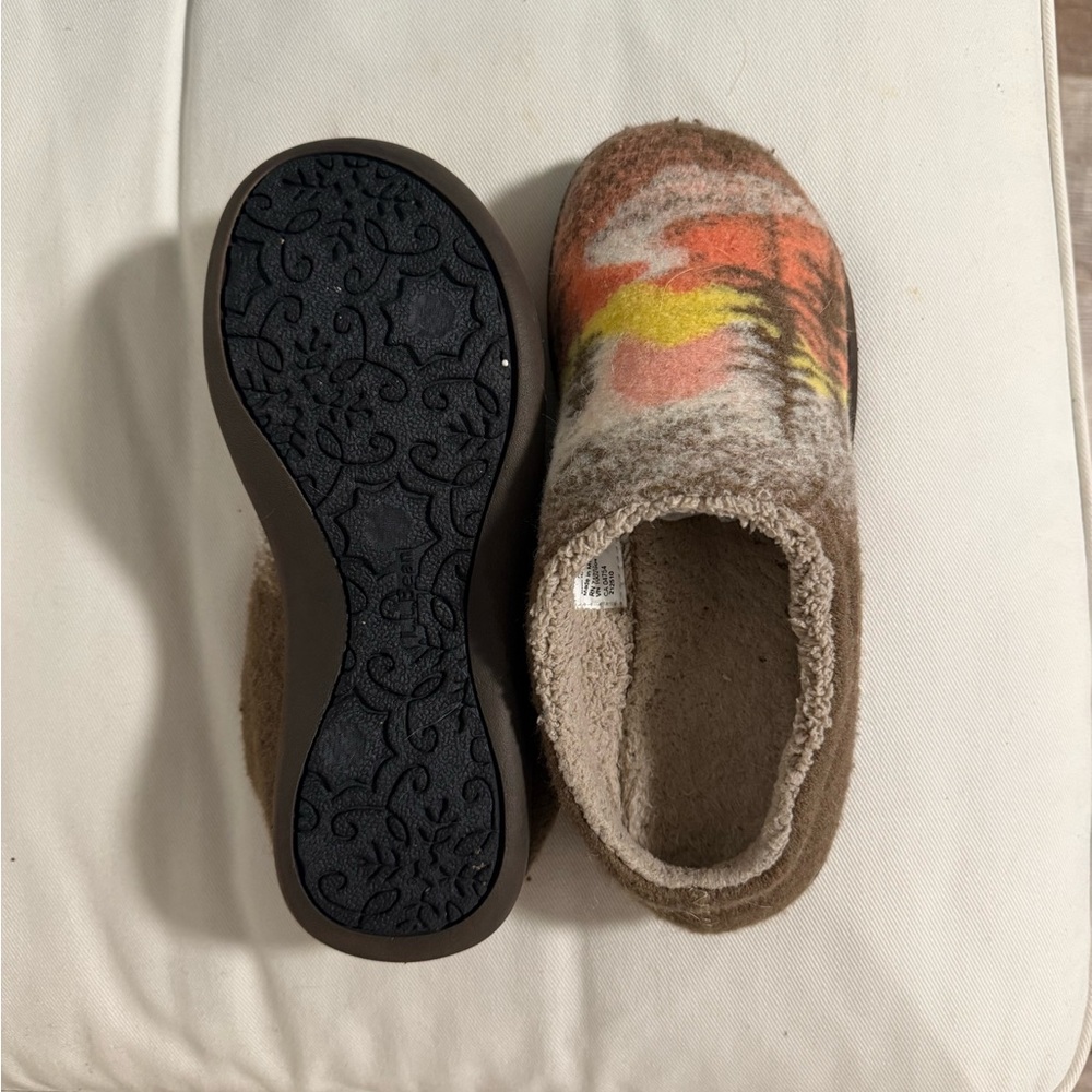 L.L. bean slippers - Picture 4 of 5